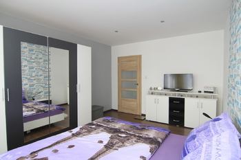 Ložnice - Prodej bytu 4+1 v osobním vlastnictví 85 m², Karlovy Vary