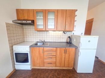 kuchyňská linka - Pronájem bytu 2+kk v osobním vlastnictví 37 m², České Budějovice
