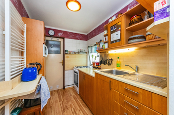Kuchyň - Prodej domu 232 m², Mnichovo Hradiště
