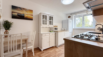 Pronájem bytu 1+1 v osobním vlastnictví 39 m², Zastávka