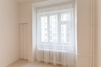 Pronájem bytu 1+1 v družstevním vlastnictví 40 m², Praha 8 - Karlín