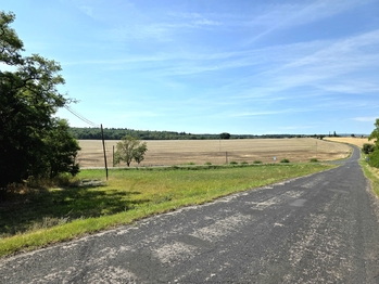 Prodej pozemku 3590 m², Krásný Dvůr