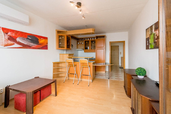 Prodej bytu 1+kk v osobním vlastnictví 35 m², Hradec Králové