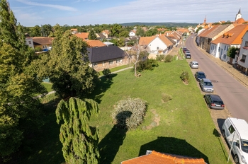 Prodej pozemku 739 m², Šatov