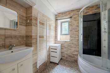 Koupelna - Prodej domu 104 m², Tatenice