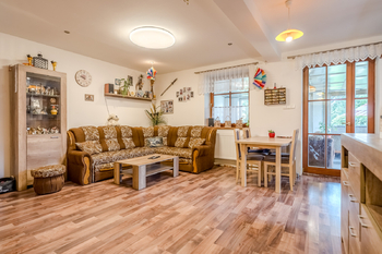 Obývací pokoj - Prodej domu 130 m², Plzeň