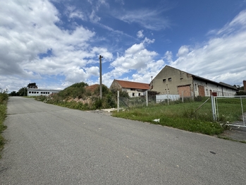 Prodej výrobních prostor 2322 m², Věžky