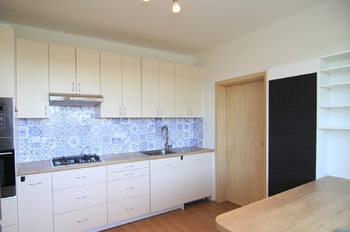 kuchyň - Prodej bytu 3+1 v osobním vlastnictví 74 m², Karlovy Vary
