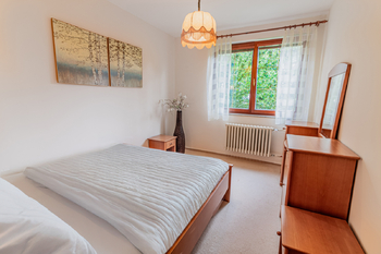 Ložnice - Pronájem domu 249 m², Praha 4 - Libuš