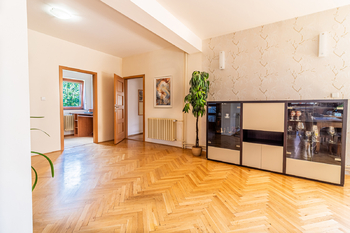 Zádveří - Pronájem domu 249 m², Praha 4 - Libuš