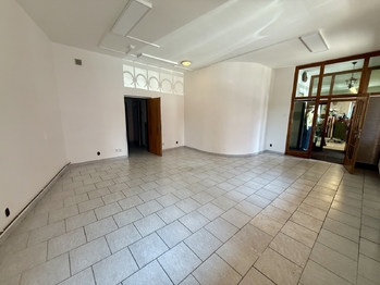 Pronájem obchodních prostor 54 m², Rožnov pod Radhoštěm