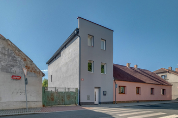 Prodej bytu 1+kk v osobním vlastnictví 23 m², Praha 10 - Uhříněves
