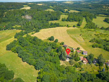 Prodej pozemku 1884 m², Mirošovice