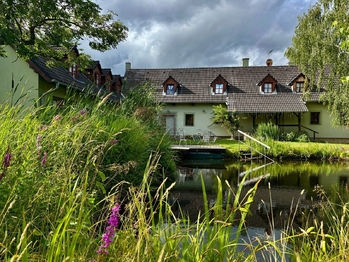 Pronájem domu 360 m², Nadějkov