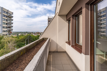 Pronájem bytu 1+kk v družstevním vlastnictví 37 m², Praha 4 - Podolí
