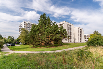 Pronájem bytu 1+kk v družstevním vlastnictví 37 m², Praha 4 - Podolí