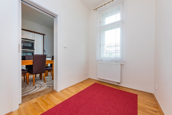 Pronájem bytu 3+1 v osobním vlastnictví 99 m², Praha 6 - Bubeneč