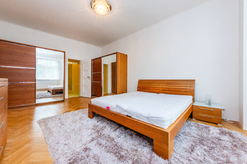 Pronájem bytu 3+1 v osobním vlastnictví 99 m², Praha 6 - Bubeneč