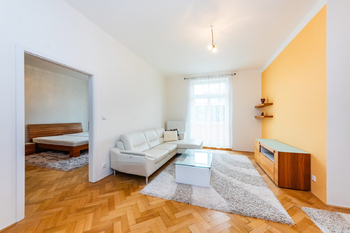 Pronájem bytu 3+1 v osobním vlastnictví 99 m², Praha 6 - Bubeneč