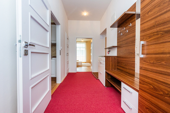 Pronájem bytu 3+1 v osobním vlastnictví 99 m², Praha 6 - Bubeneč