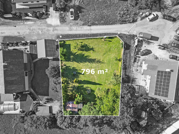 Prodej pozemku 796 m², Žebrák