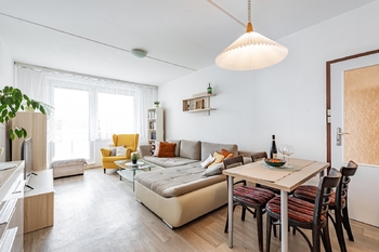 Prodej bytu 3+kk v osobním vlastnictví 67 m², Praha 4 - Modřany