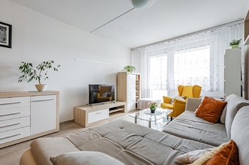 Prodej bytu 3+kk v osobním vlastnictví 67 m², Praha 4 - Modřany