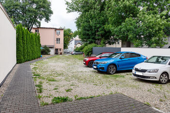 Parkování dvůr - Pronájem kancelářských prostor 28 m², Svitavy