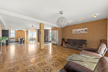 Prodej bytu 4+kk v osobním vlastnictví 377 m², Praha 5 - Smíchov