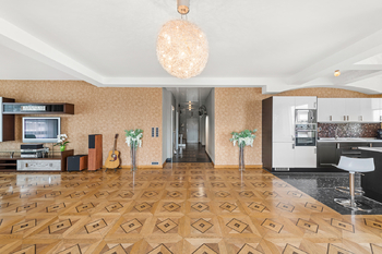 Prodej bytu 4+kk v osobním vlastnictví 377 m², Praha 5 - Smíchov