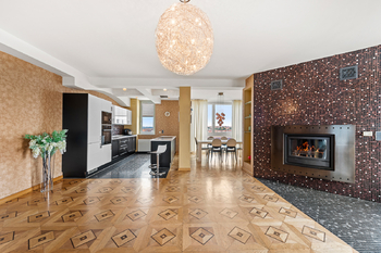Prodej bytu 4+kk v osobním vlastnictví 377 m², Praha 5 - Smíchov