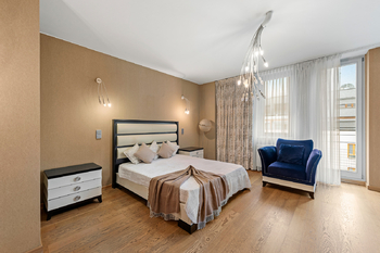 Prodej bytu 4+kk v osobním vlastnictví 377 m², Praha 5 - Smíchov