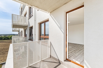 Pronájem bytu 4+kk v osobním vlastnictví 4423 m², Praha 10 - Dolní Měcholupy