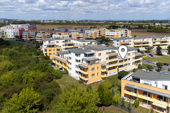 Prodej bytu 1+kk v osobním vlastnictví 49 m², Praha 9 - Kyje