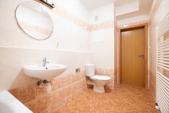 Prodej bytu 1+kk v osobním vlastnictví 49 m², Praha 9 - Kyje