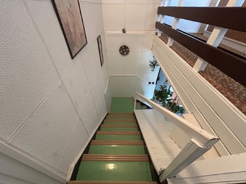 schodiště - Prodej domu 100 m², Rýmařov