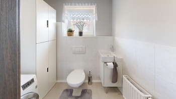 Toaleta - Prodej bytu 3+1 v družstevním vlastnictví 91 m², Praha 5 - Košíře