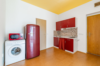 Prodej bytu 1+kk v osobním vlastnictví 31 m², Praha 6 - Břevnov