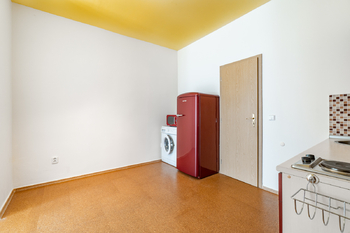 Prodej bytu 1+kk v osobním vlastnictví 31 m², Praha 6 - Břevnov