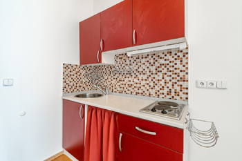 Prodej bytu 1+kk v osobním vlastnictví 31 m², Praha 6 - Břevnov