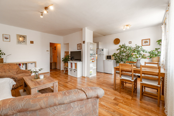 Prodej bytu 3+kk v osobním vlastnictví 79 m², Říčany