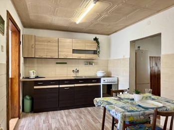 Prodej domu 98 m², Jevišovka