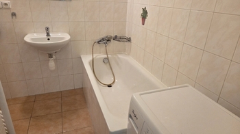 Pronájem bytu 1+kk v osobním vlastnictví 5769 m², Klecany