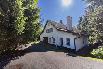 Prodej domu 280 m², Dolní Morava