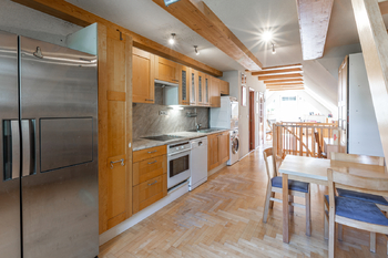 Prodej bytu 6 a více v osobním vlastnictví 199 m², Praha 10 - Strašnice