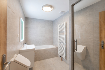 Prodej bytu 6 a více v osobním vlastnictví 199 m², Praha 10 - Strašnice