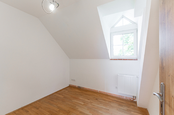 Prodej bytu 6 a více v osobním vlastnictví 199 m², Praha 10 - Strašnice