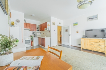 Prodej bytu 2+kk v osobním vlastnictví 67 m², Praha 5 - Zličín