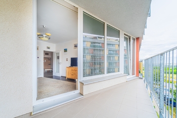 Prodej bytu 2+kk v osobním vlastnictví 67 m², Praha 5 - Zličín