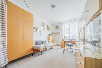Prodej bytu 2+kk v osobním vlastnictví 67 m², Praha 5 - Zličín
